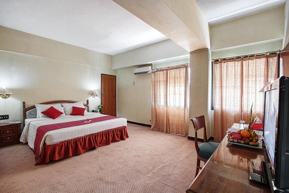 Sahid Kawanua Hotel Manado Exterior photo